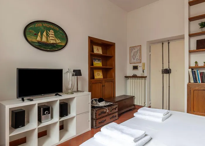 Joivy Welcoming Flat With Balcony Near Piazza Di Spagna * Rzym