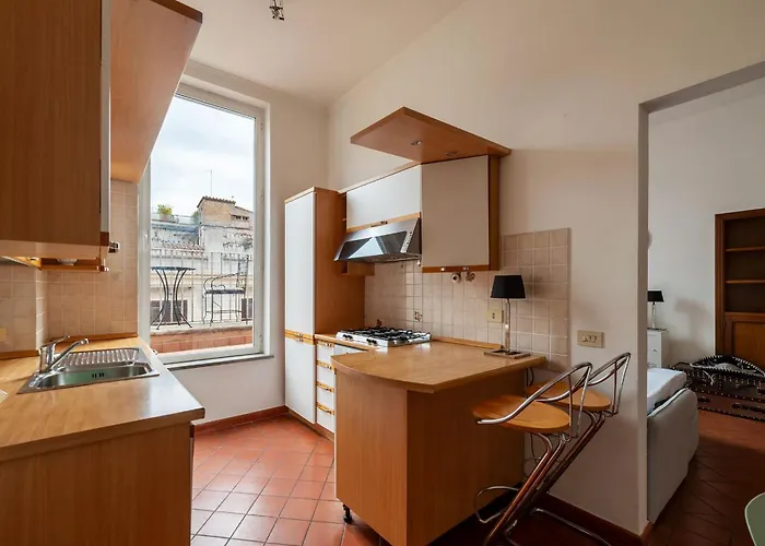 Joivy Welcoming Flat With Balcony Near Piazza Di Spagna * Rzym