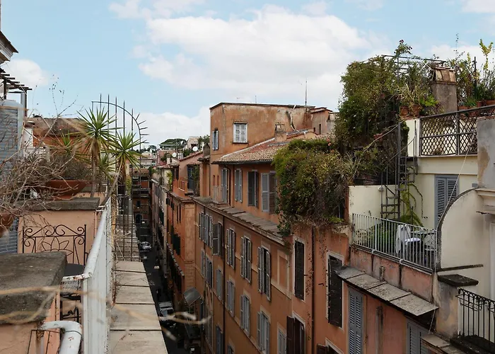 Joivy Welcoming Flat With Balcony Near Piazza Di Spagna *