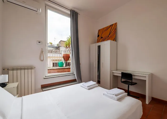 Joivy Welcoming Flat With Balcony Near Piazza Di Spagna Apartament *